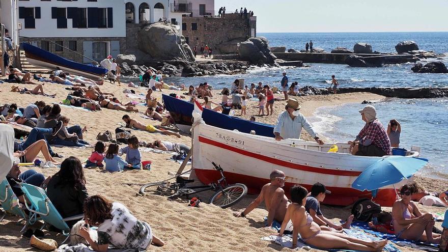 Palafrugell torna a posar en marxa l&#039;aplicació per controlar l&#039;aforament a les platges