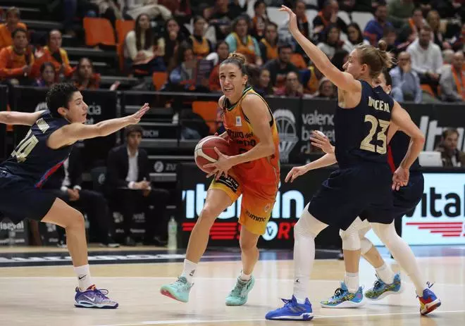 Valencia Basket - Barça CBS de Liga Femenina Endesa (91-34)