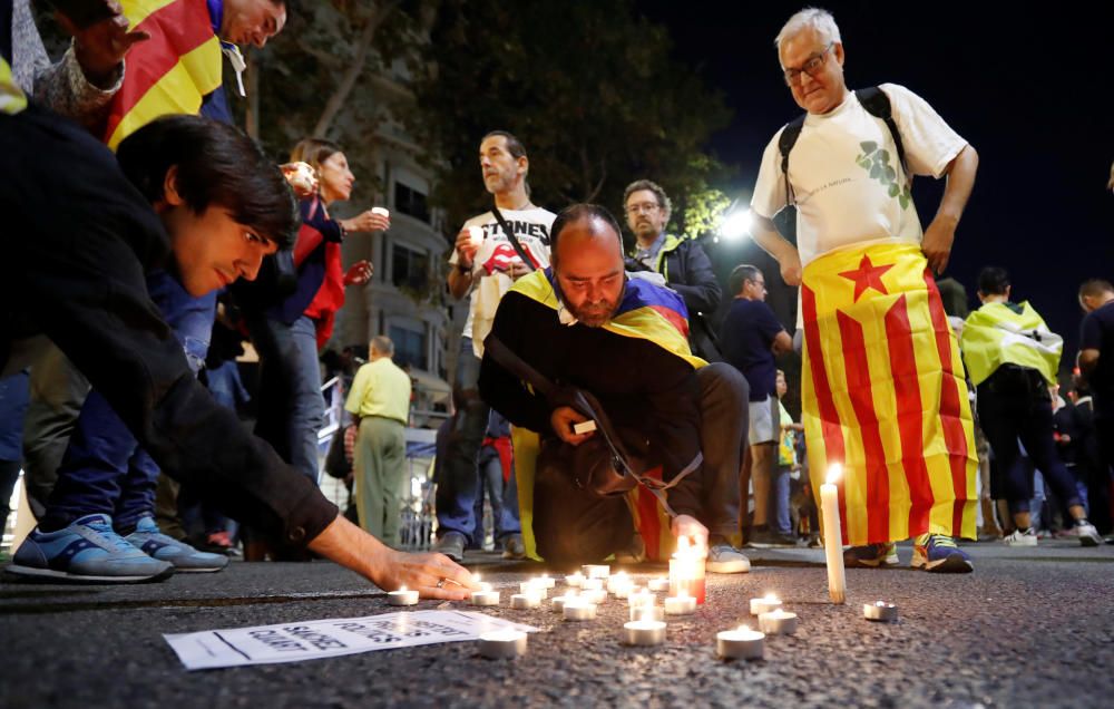 Concentración en Barcelona por la libertad de Sànchez y Cuixart