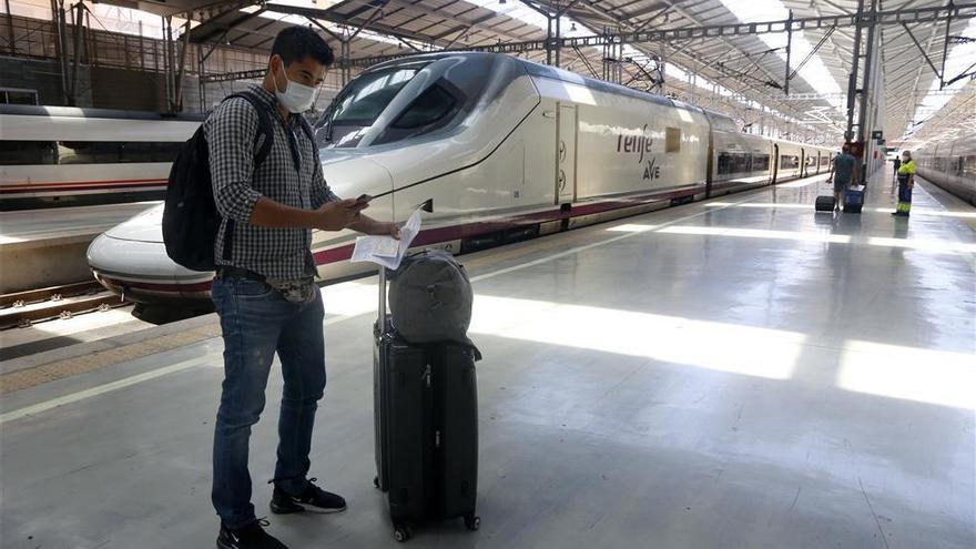 Renfe aumenta los servicios de Córdoba con Málaga y restablece el AVE diario a Valencia