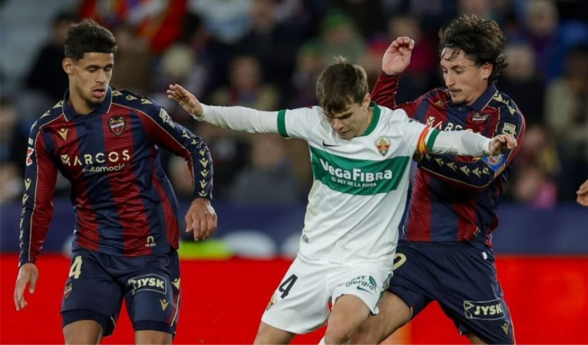 Pablo Martínez-Ugo Raghouber, el doble pivote preferido de Luís Castro