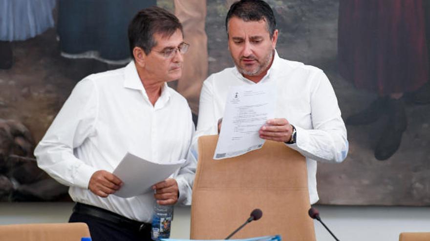El PP tiende la mano a un pacto con NC y Fortaleza mientras el PSOE se desmarca