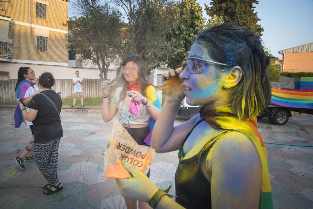 Primera edició de la Rainbow party LGTBI a Sant Vicenç de Castellet