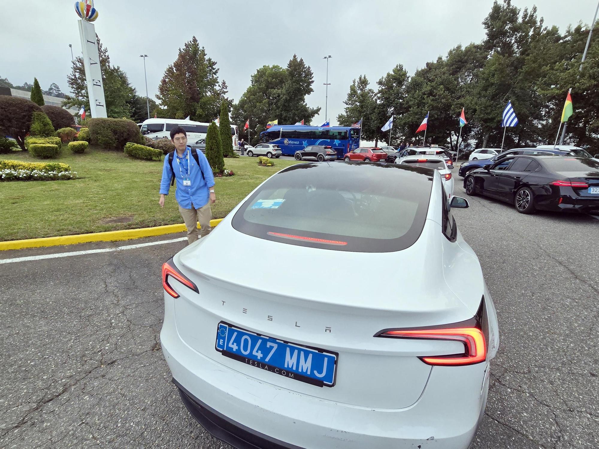 Los VTC se saltan el cerco y llegan a Conxemar durante la tarde