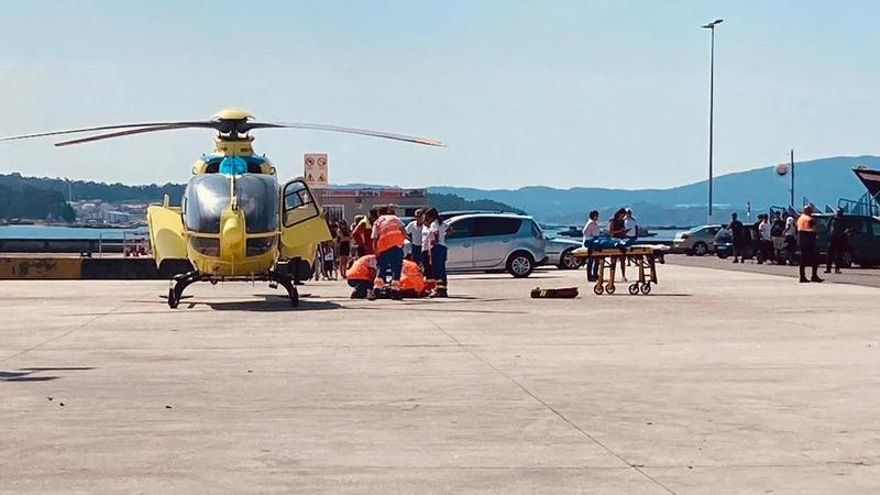 Evacúan en helicóptero a un herido tras reventar una rueda del travel de Vilanova