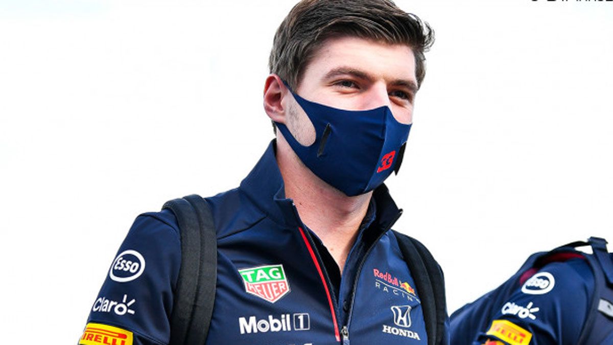 Verstappen, a su llegada al circuito en Turquía