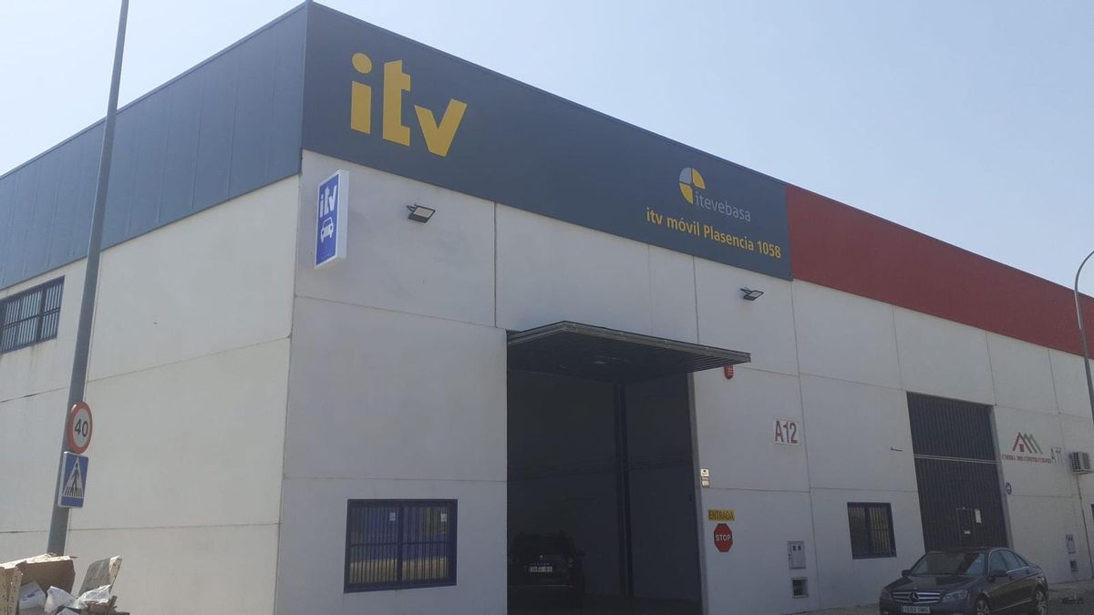 La Junta habilita una ITV de refuerzo en Plasencia.