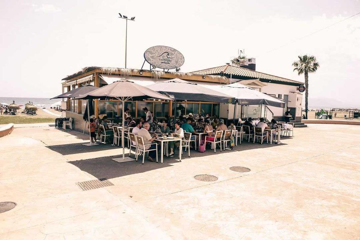 El chiringuito restaurante Avante Claro en el Rincón de la Victoria, Málaga