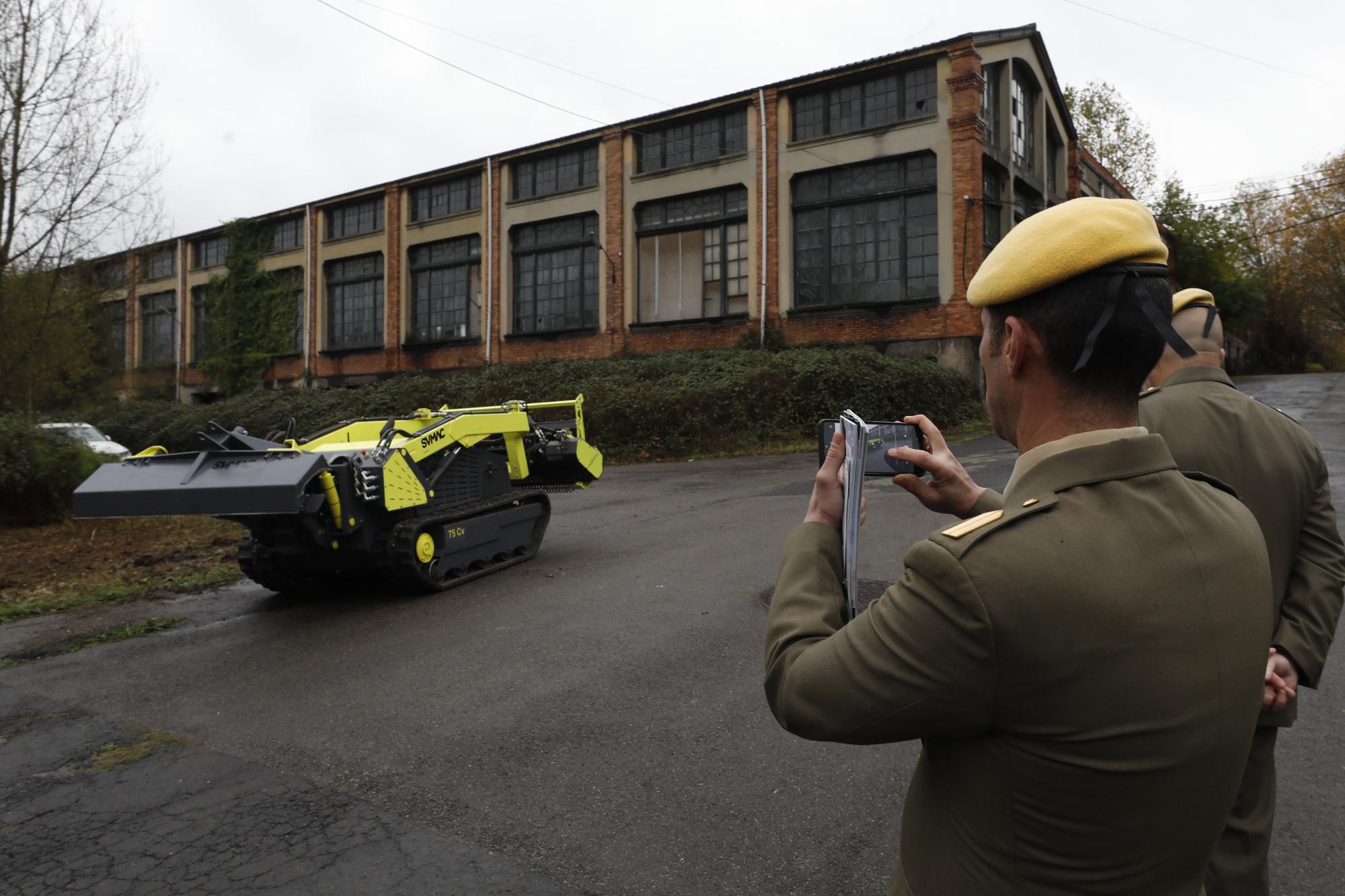 Primera feria de la industria ligada a la Defensa de Asturias