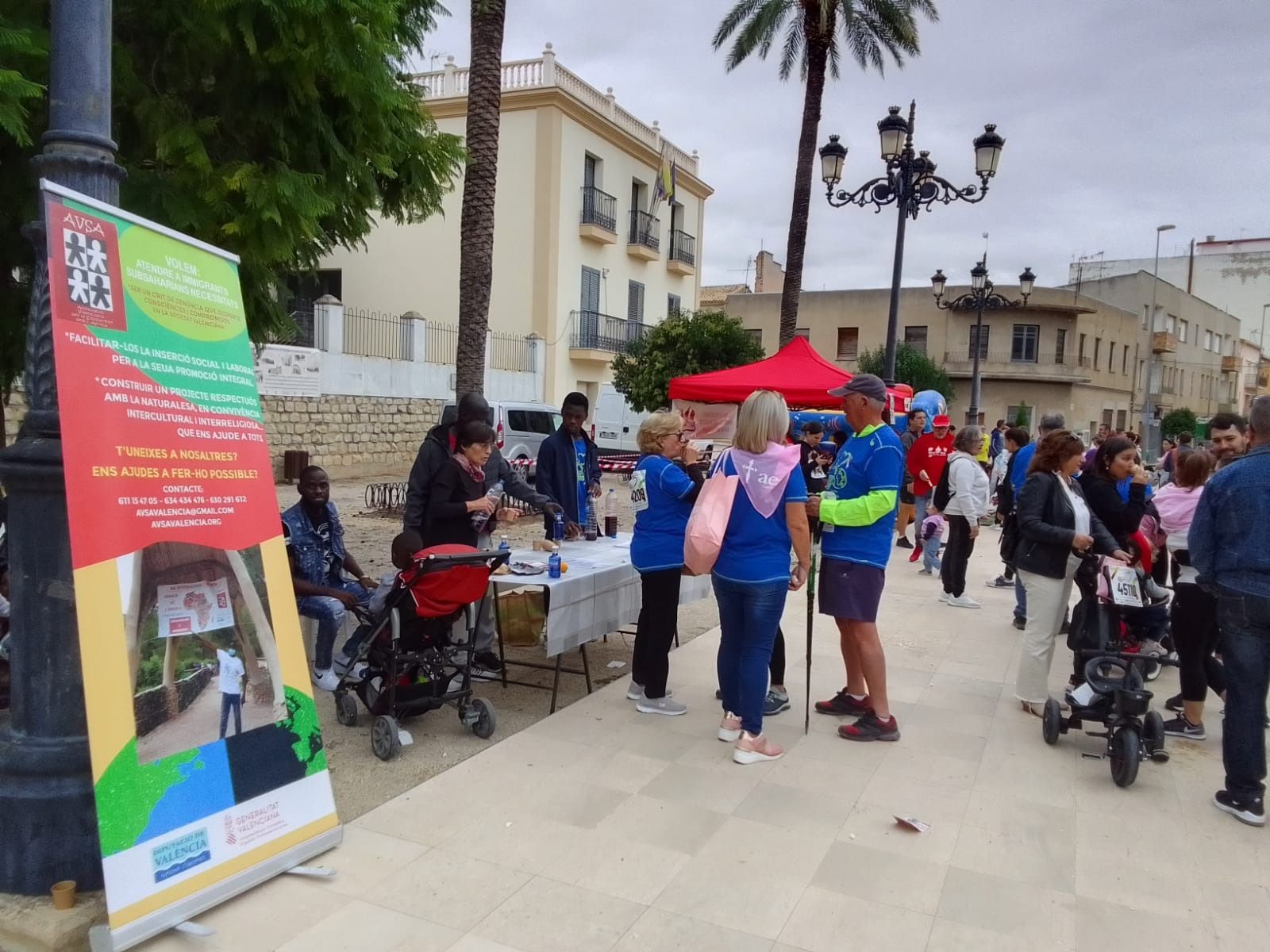 La asociación de la Costera que rescata a decenas de migrantes sin techo