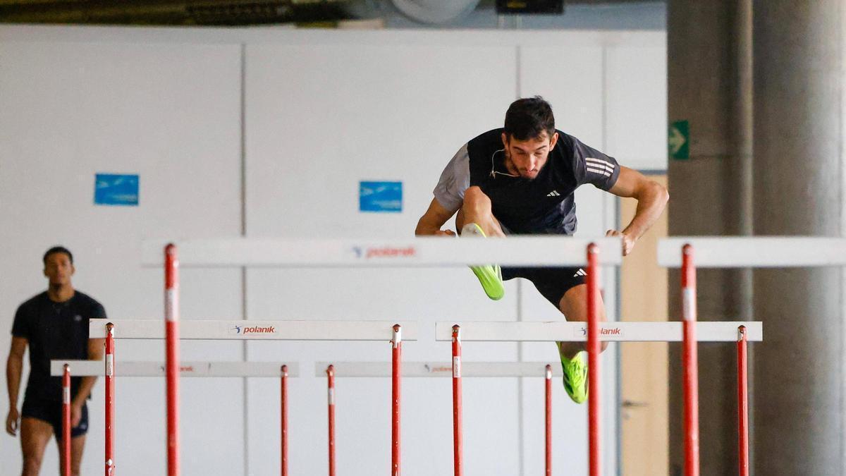 Quique Llopis durante un entrenamiento