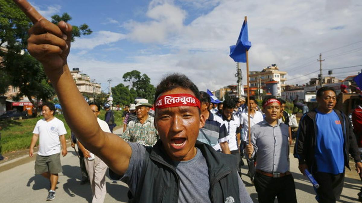 General strike to demand an autonomous state