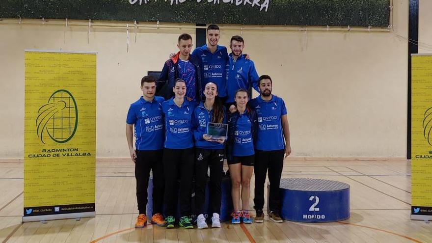 Los jugadores del Ovida Bádminton Oviedo