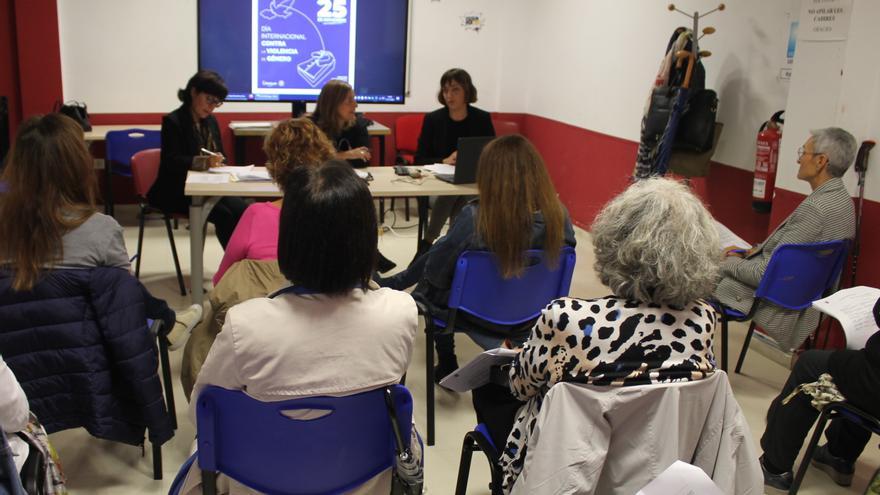 Benicàssim programa teatro, talleres y un mural