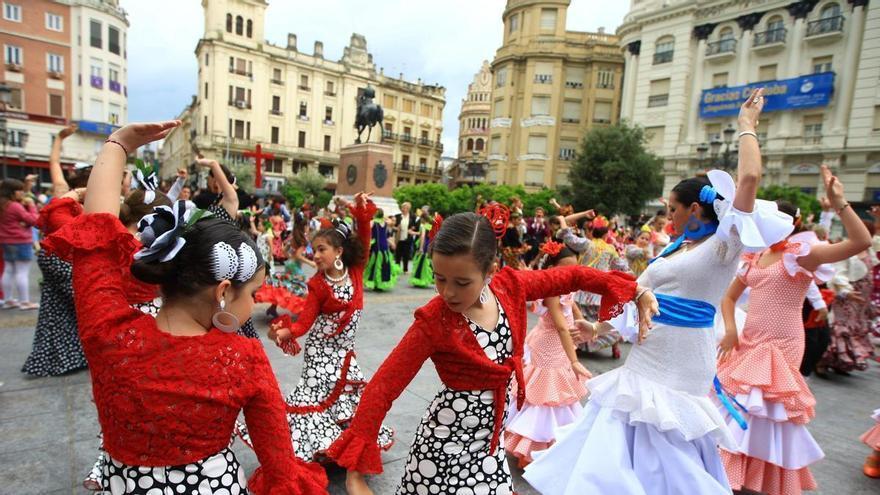 Córdoba suspende puntualmente sus objetivos de calidad acústica por la Fiesta de los Patios 2026