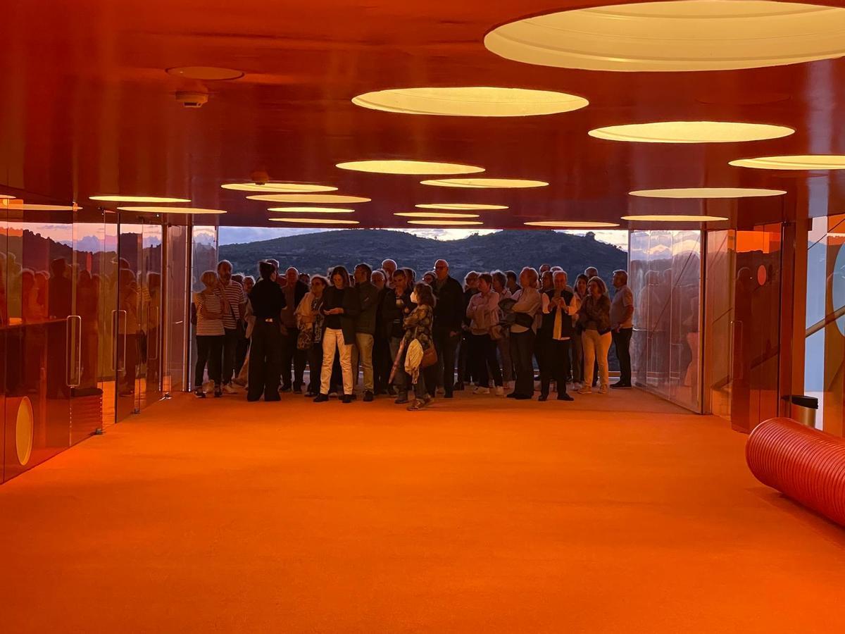 Visita guiada nocturna al Palacio de Congresos Roberto Iniesta de Plasencia.