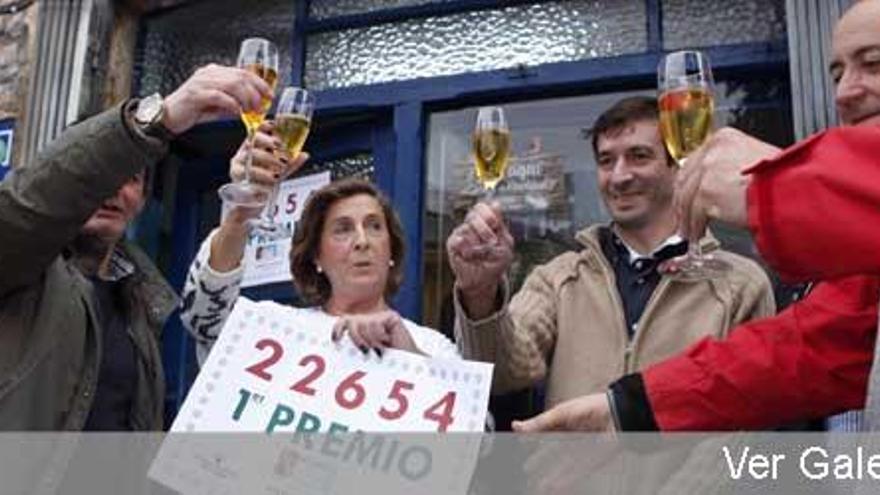 Vendido en Gijón un décimo del 22654, primer premio de la Lotería del Niño