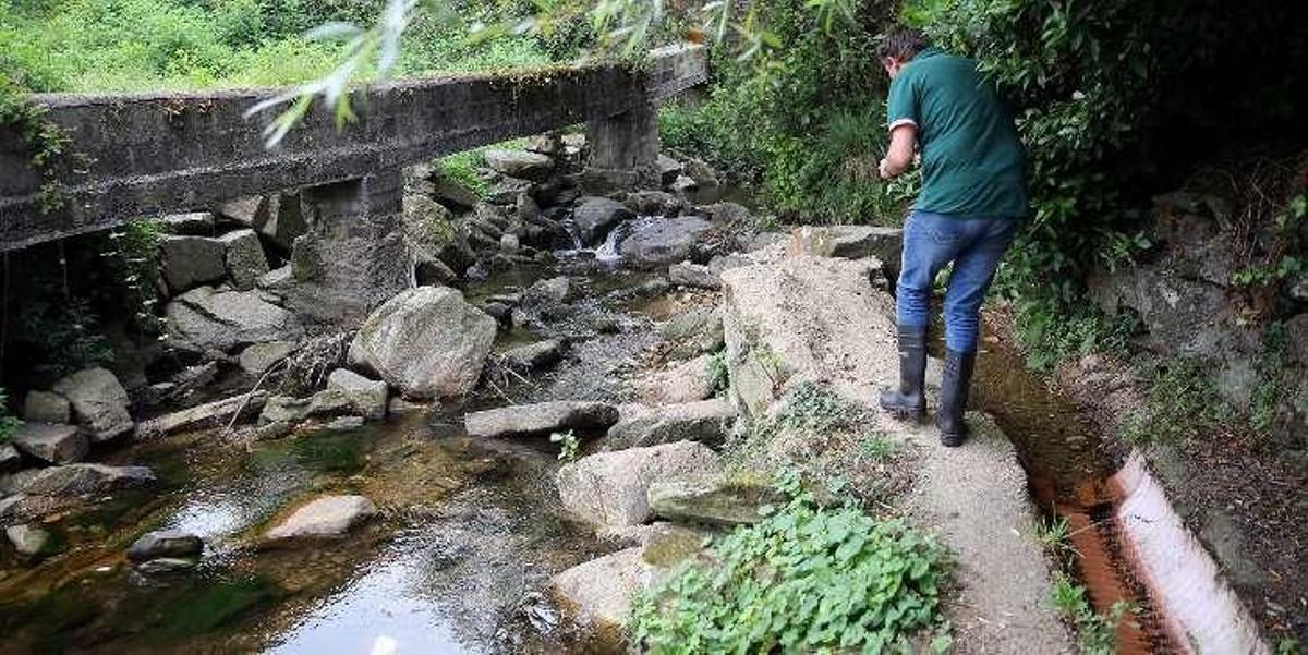 El Lagares recupera atractivo con un nuevo tramo de paseo, pozas y una senda ciclista