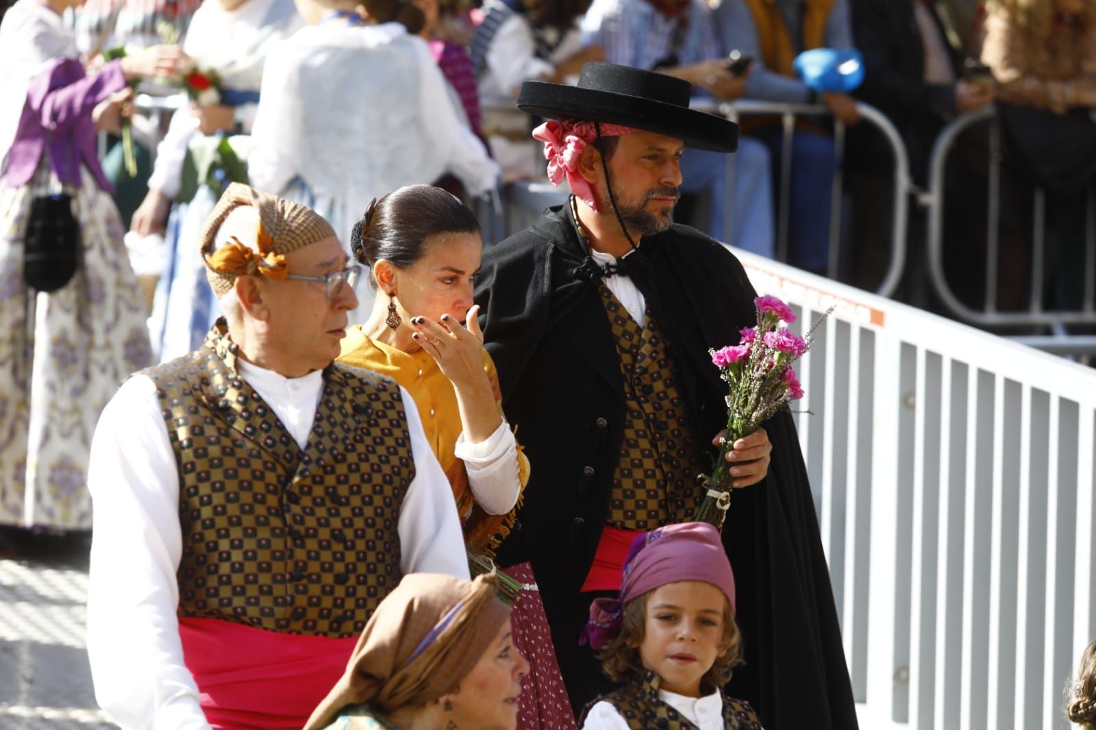 En imágenes | Zaragoza vive su día grande con la Ofrenda de Flores a la Virgen del Pilar