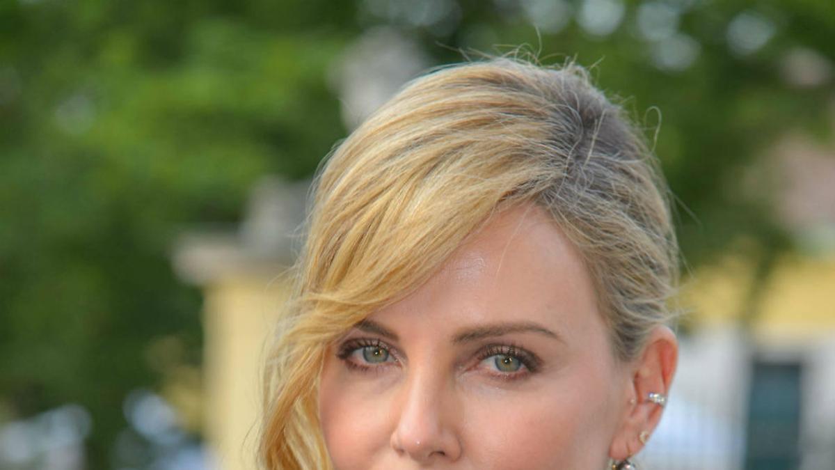 Charlize Theron en un evento celebrado en Viena