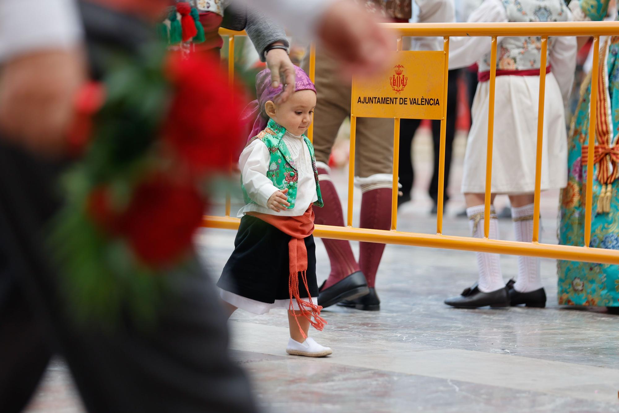 Búscate en el segundo día de Ofrenda por la calle Caballeros (entre las 17.00 y las 18.00 horas)