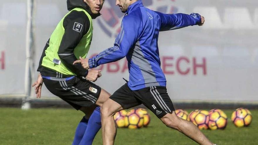 La voz del vestuario del Oviedo en defensa del equipo: “Con esta gente me  voy a la guerra” - La Nueva España