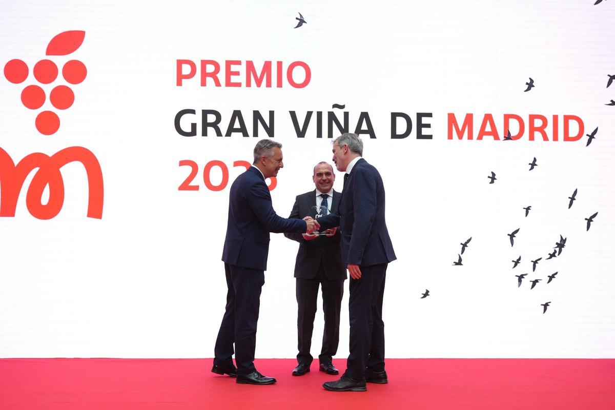 La Comunidad de Madrid reúne a 28 productores en la XXIV edición de su Salón de los Vinos.