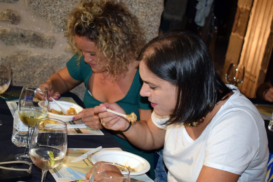 Uno de los momentos de la Festa da Anguía e Mostra da Caña do País.