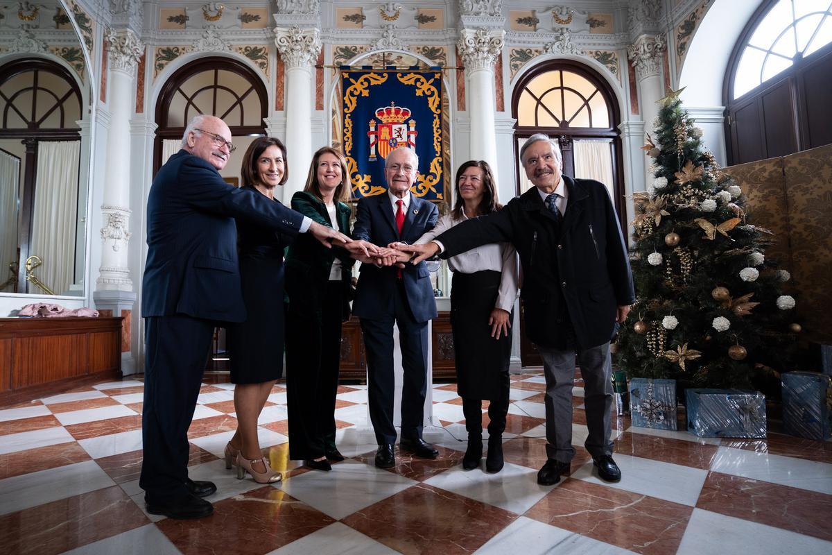 Acuerdo en Navidad entre el Ayuntamiento de Málaga y los colegios profesionales.