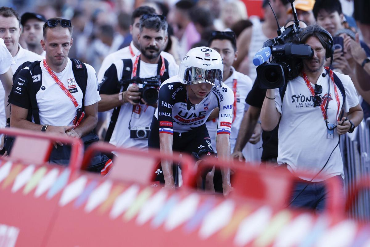 El ciclista esloveno Tadej Pogacar tras ganar la primera etapa de la Vuelta