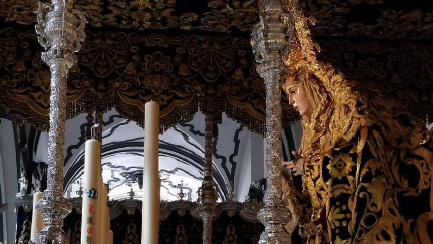 El círio está en la candelería de María Santísima de Lágrimas y Favores.