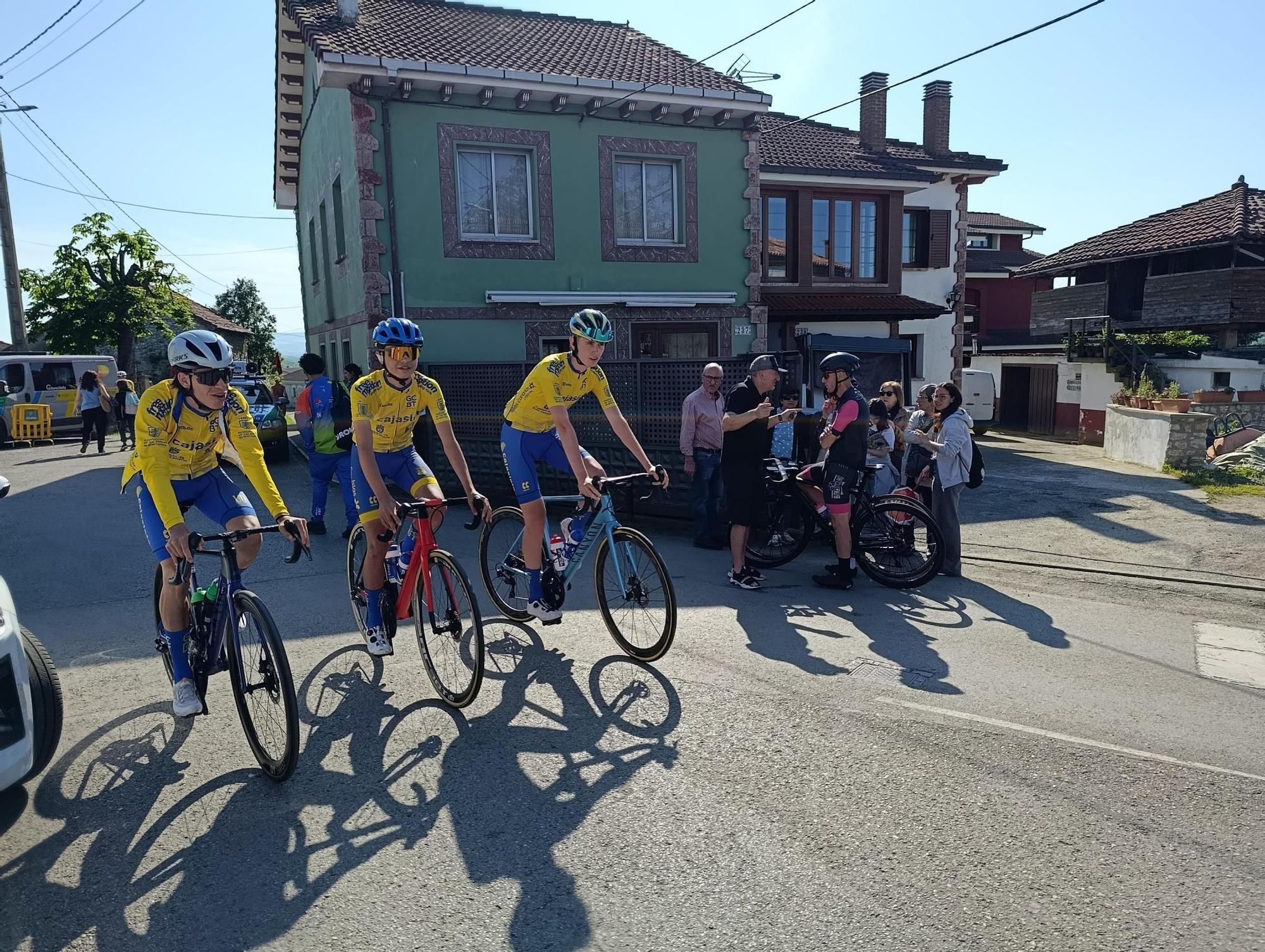 Viella pedalea con la IV Copa Reines