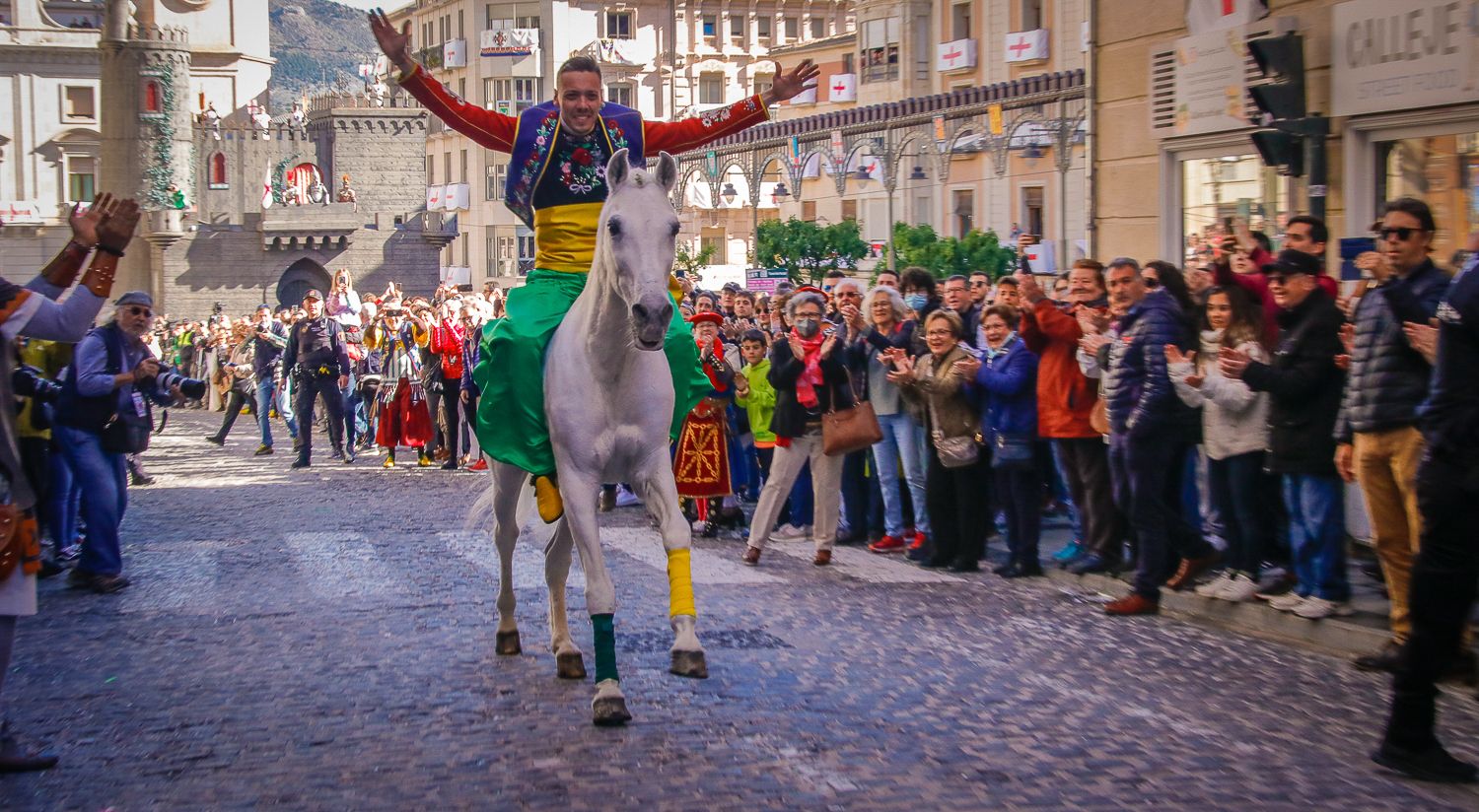 Embajada Mora en Alcoy: El filo de las palabras