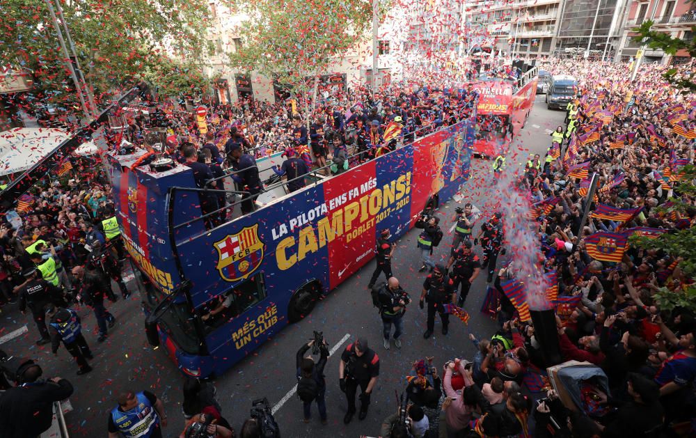 Rua del Barça: les millors fotos de la festa dels campions