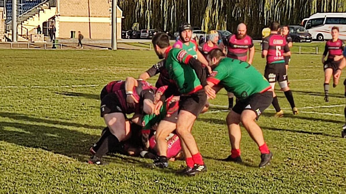 Imagen del partido entre el Zamora Rugby Club y el ULE León