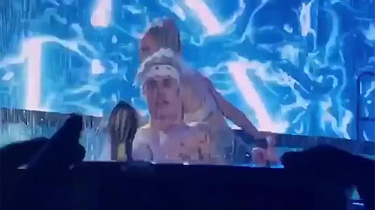 Patacada de Bieber en directe.
