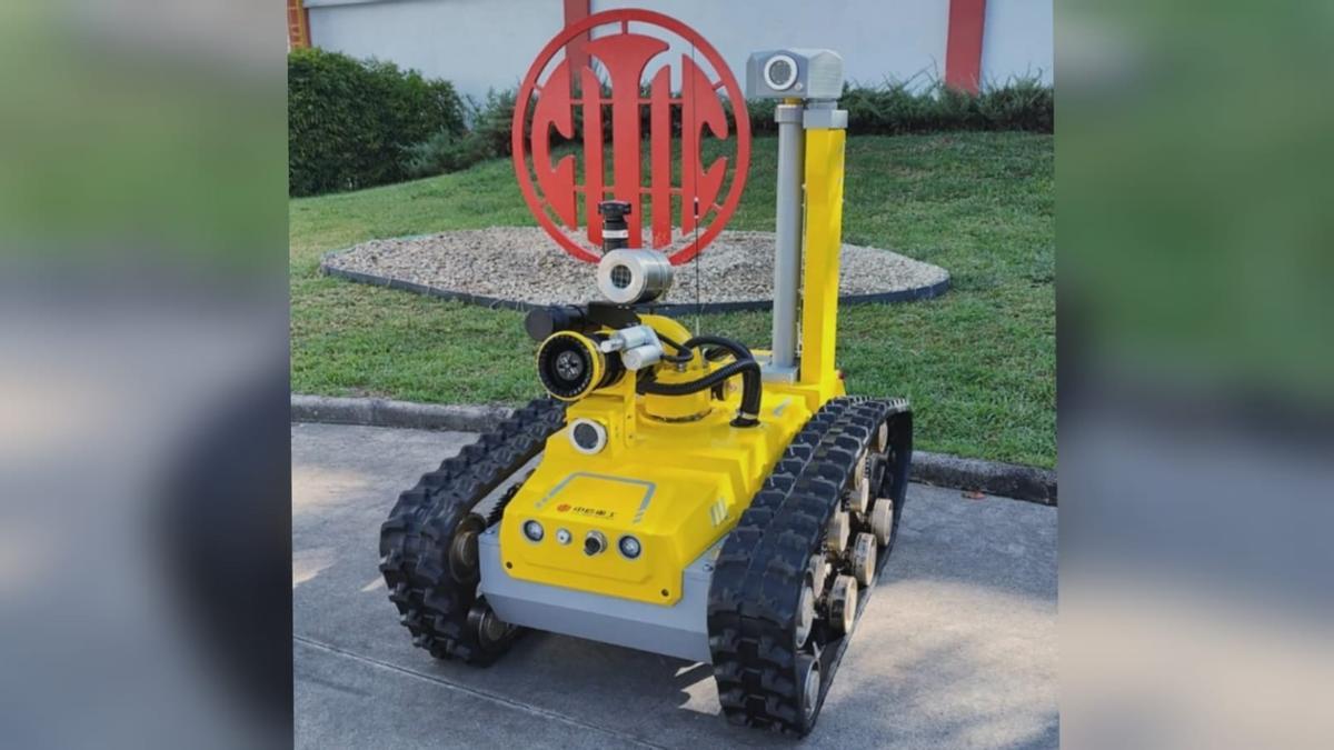 El robot, modelo RXR-MC80JD, en la sede de Citic Censa en Porriño.