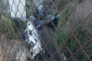 La línea ferroviaria Santiago-Ourense bordea la tragedia por segunda vez en seis días