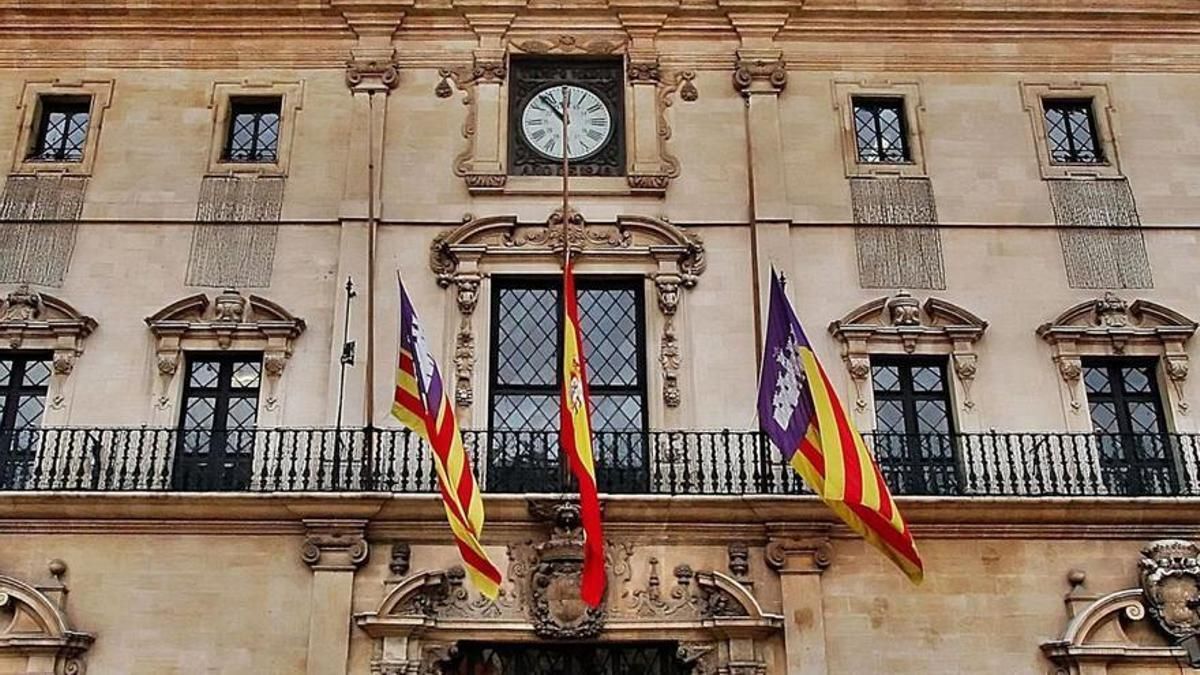 Auch im Rathaus von Palma kann man sich anmelden.