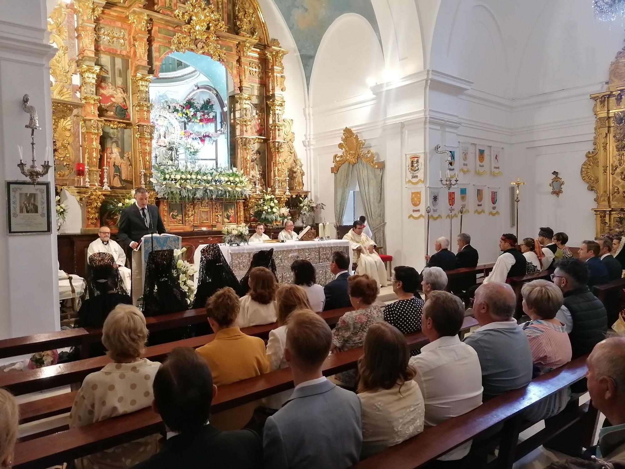 Toro honra a la Virgen del Canto