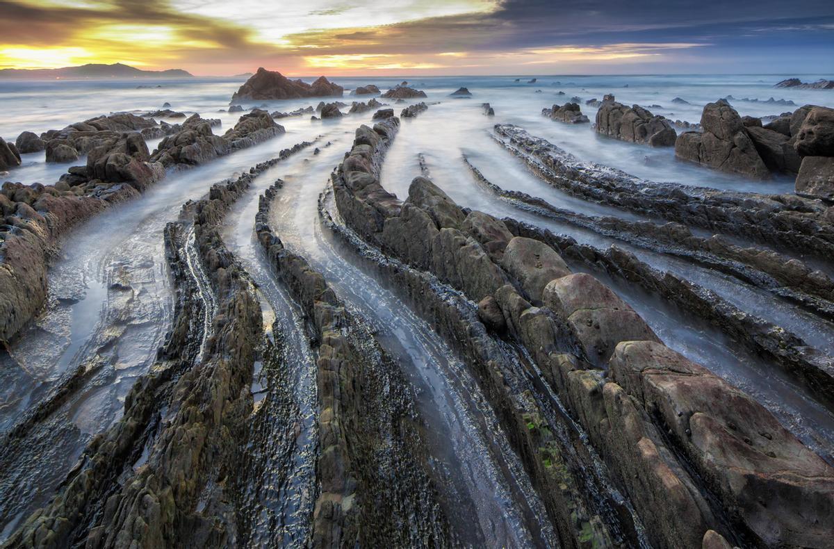 Playa de Barrika al atardecer.