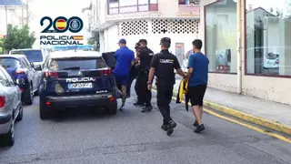 Desarticulan un presunto punto de venta de droga en un domicilio familiar de Vilagarcía