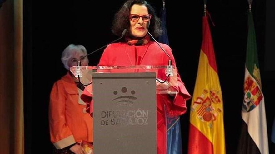 Carmen Fernández-Daza y Luis Reina, distinguidos por la Diputación de Badajoz