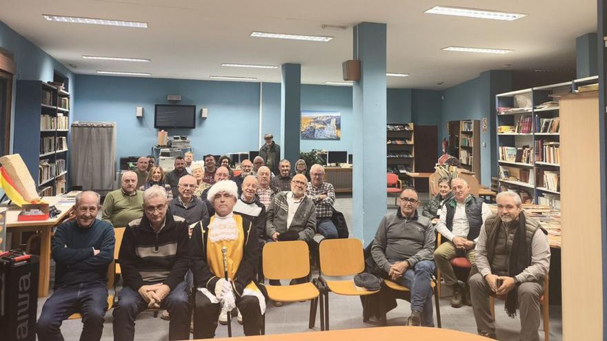 Clara Campoamor y el Conde de Aranda cobran vida en la biblioteca de Rueda de Jalón