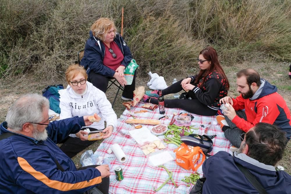 Lunes de "mona" en el Pantano de Elda