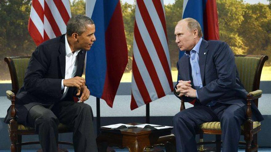 Putin insta a Obama a no sacrificar las relaciones bilaterales por Ucrania
