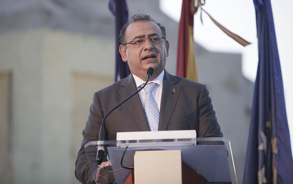 Acto institucional del Rei En Jaume, en la cruz de Santa Ponça