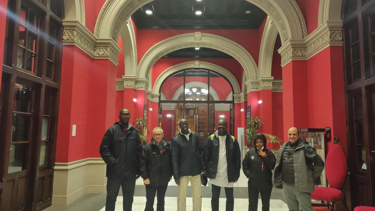 Los participantes del intercambio, en una visita al Paraninfo.