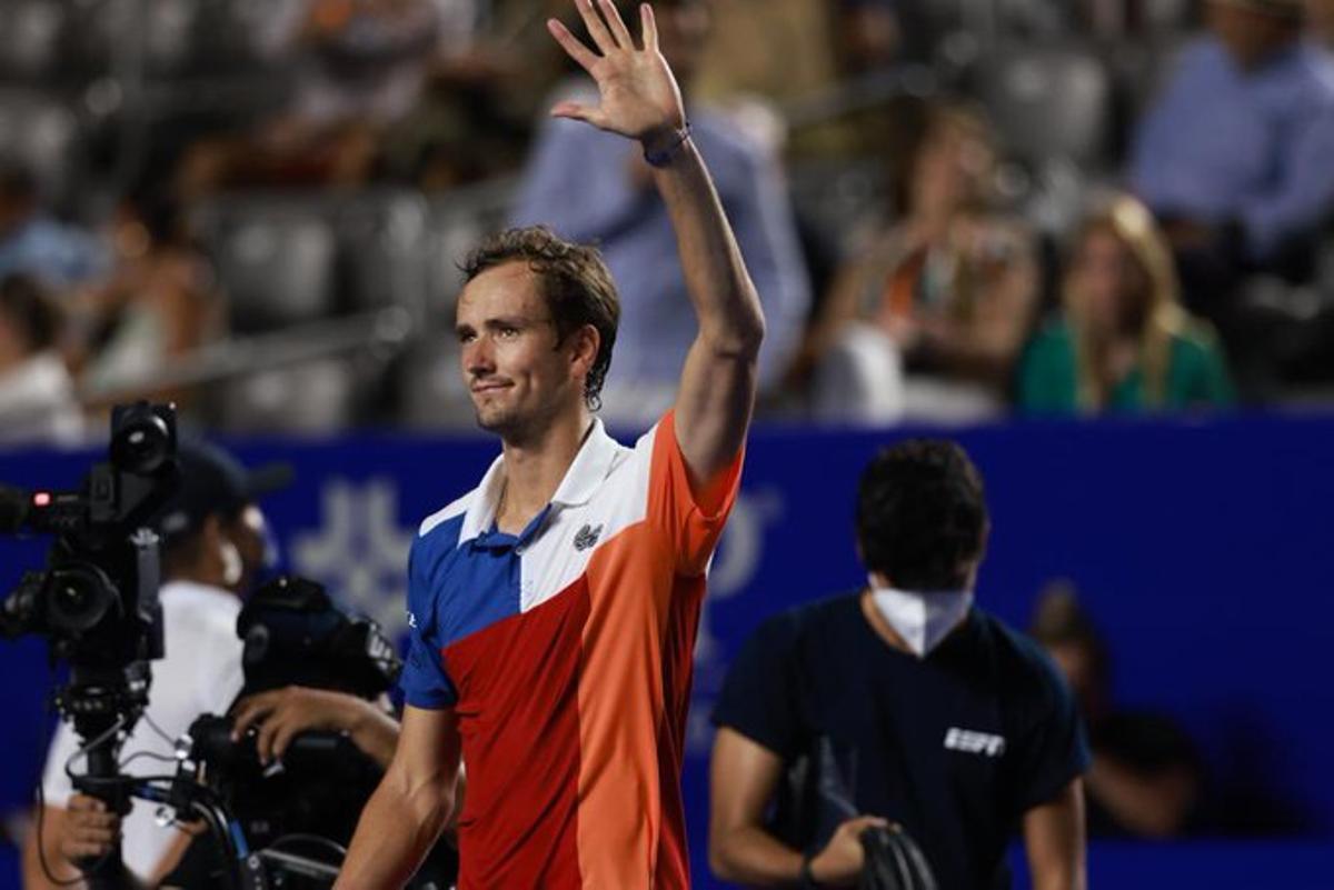 Medvédev es posa al capdavant del tennis mundial desbancant Djokovic