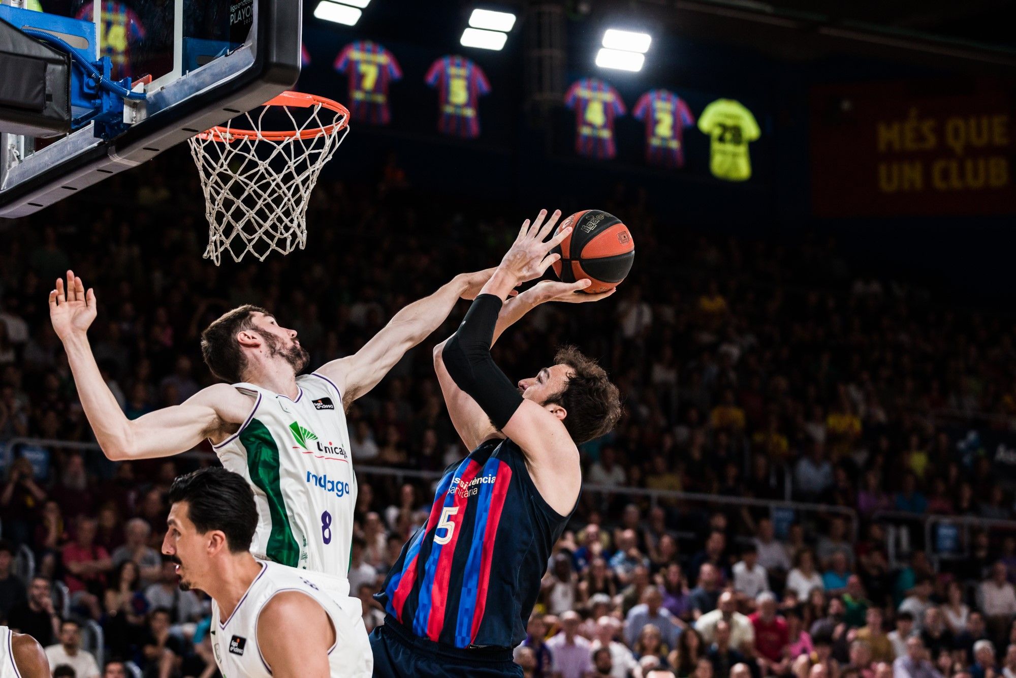 Barcelona - Unicaja, segundo partido de semifinales de la Liga Endesa, en imágenes